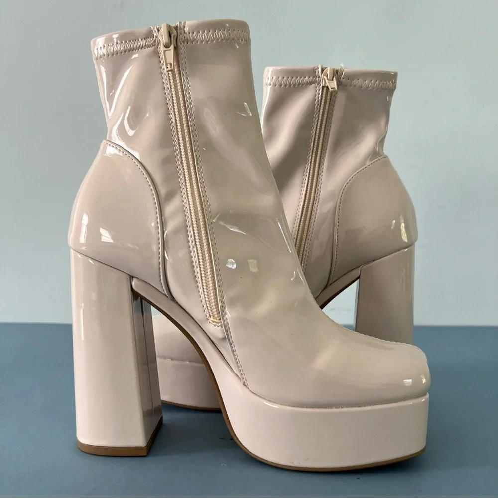 Steve Madden Bianca‎ Bone Patent Leather Platform Boots
